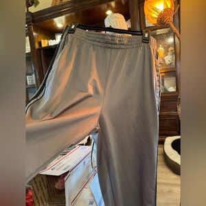 NBN gear size large awesome men’s joggers!